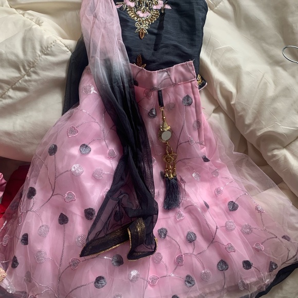 Girl dress - Picture 9 of 16